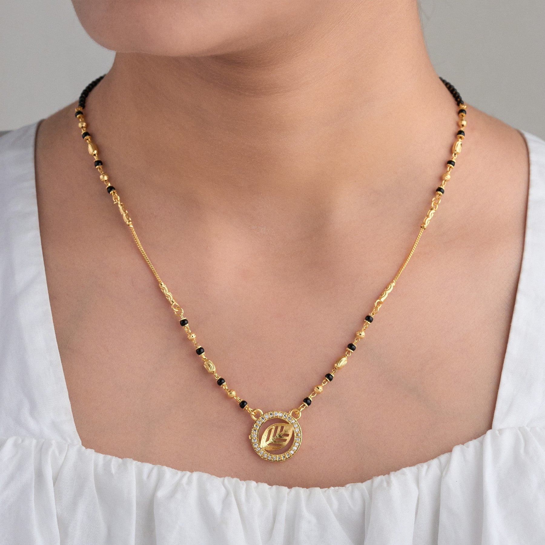 Round Shape Left Design 18k Gold Plated Mangalsutra for women