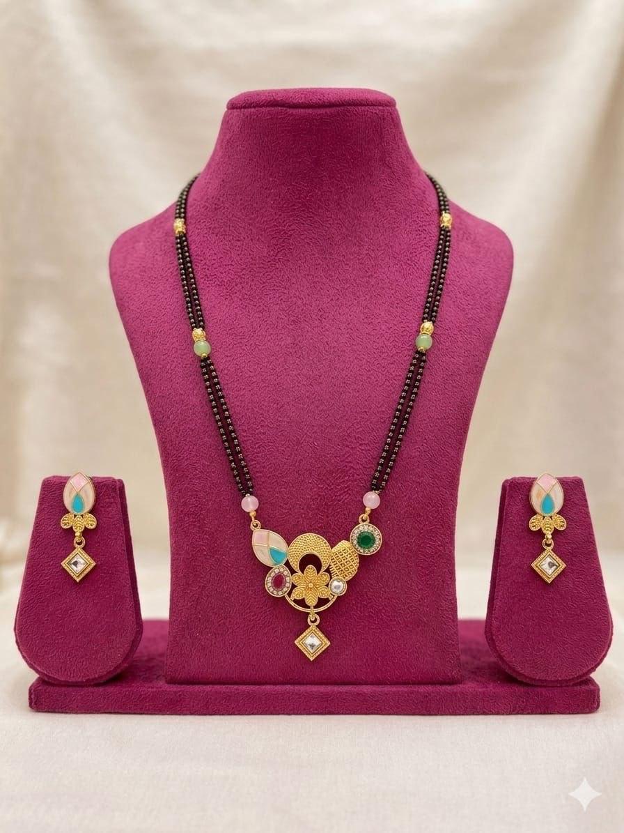 Rajwadi RangPushp Fusion Mangalsutra Set (Pendant & Earrings)