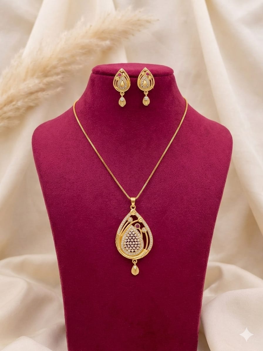 Swaran Mayur Teardrop Elegance Pendant Set