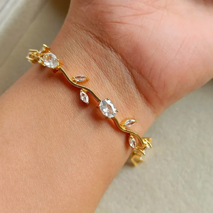 Leafy garden tennis bracelet