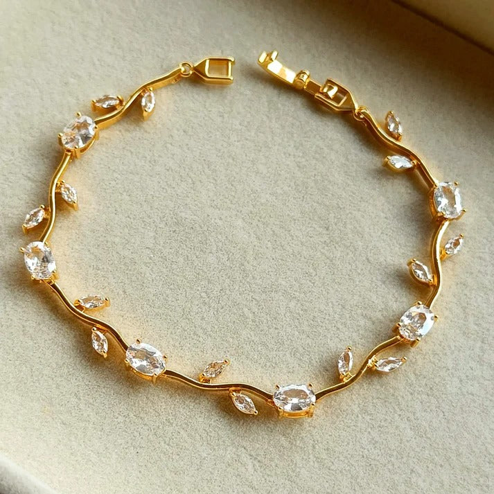 Leafy garden tennis bracelet